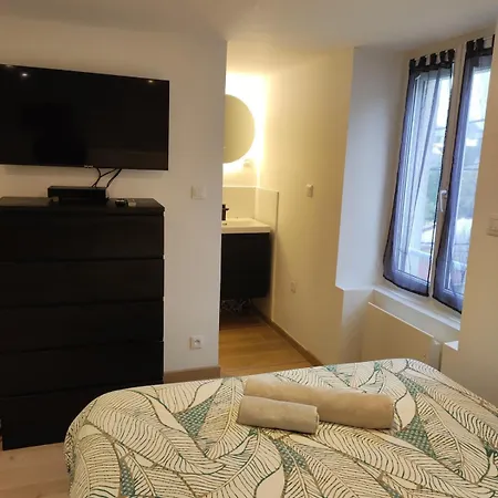 La Douce Angevine - La Mesange * 昂热